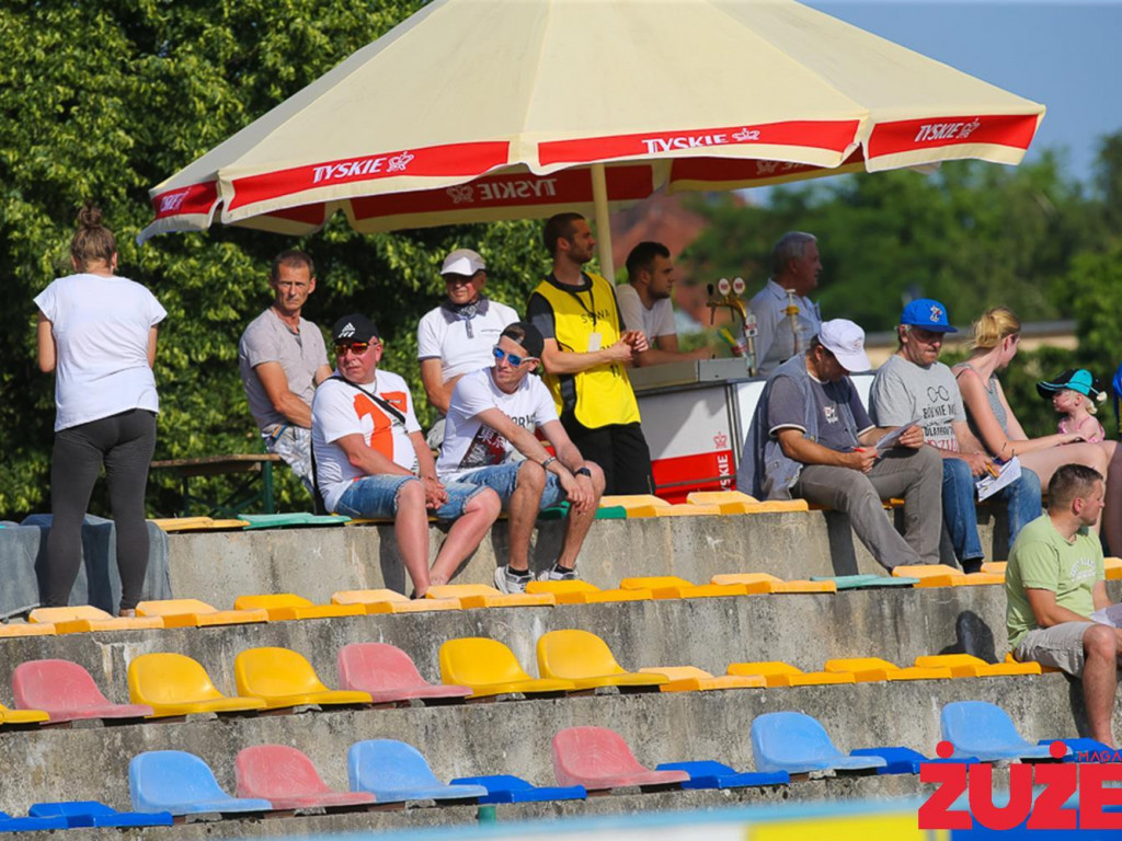 Byłeś na zawodach żużlowych w Rawiczu? Może jesteś na zdjęciu [GALERIA]