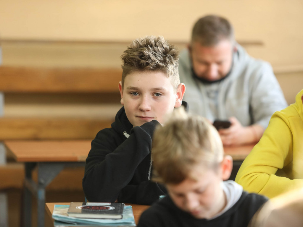 Jak Jaimon Lidsey został nauczycielem angielskiego. Zobaczcie, jak to robi [GALERIA]