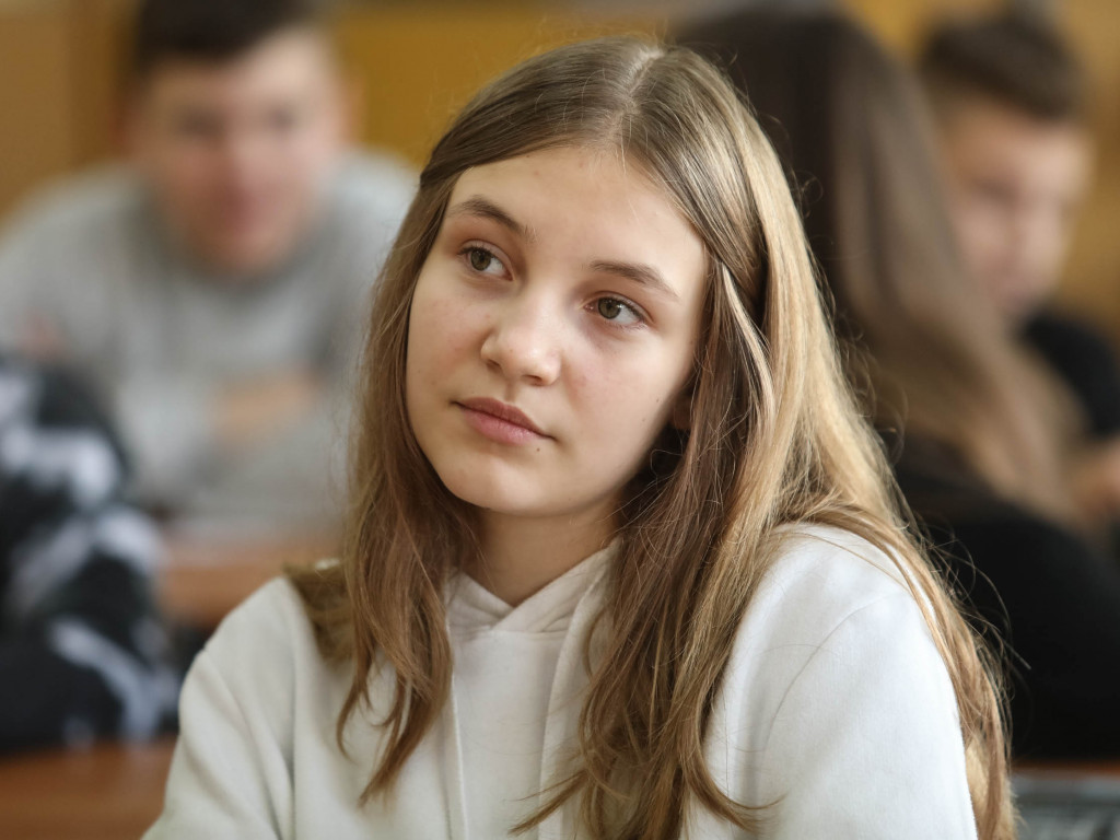 Jak Jaimon Lidsey został nauczycielem angielskiego. Zobaczcie, jak to robi [GALERIA]