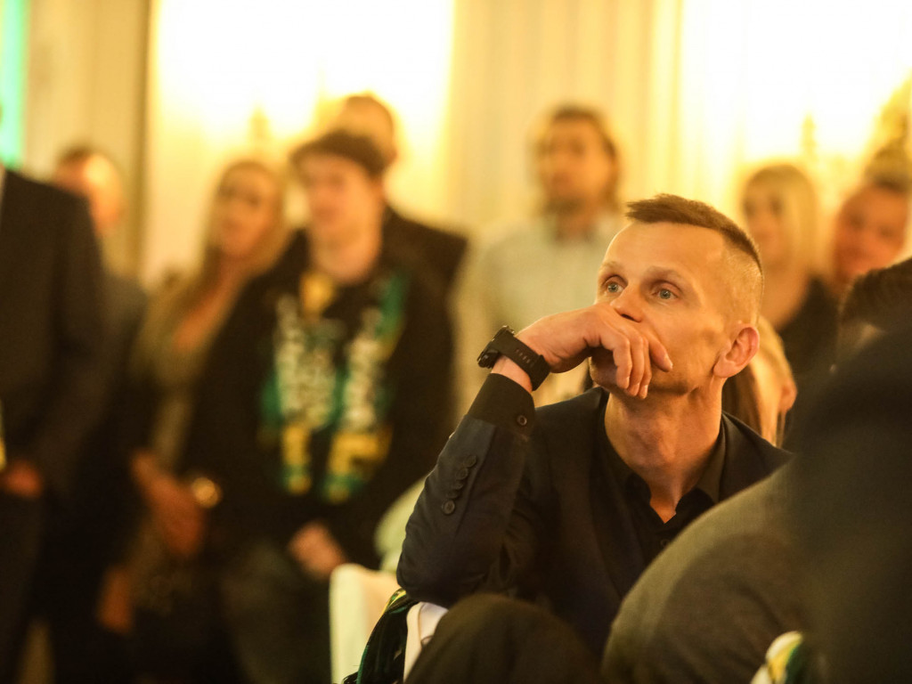 O tym chyba nawet nie śnili najstarsi kibice Kolejarza [GALERIA]