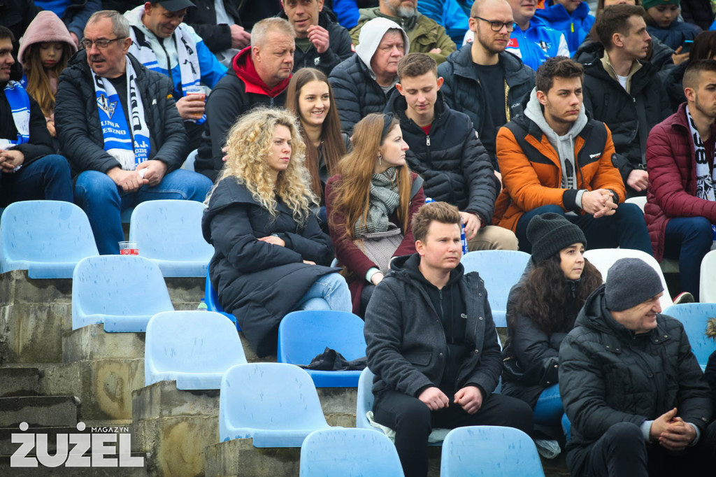 Duże emocje w 1. kolejce w Lesznie