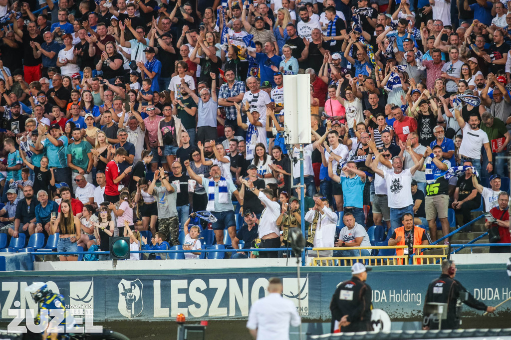 Zobaczcie jak Byki wracały z dalekiej podróży