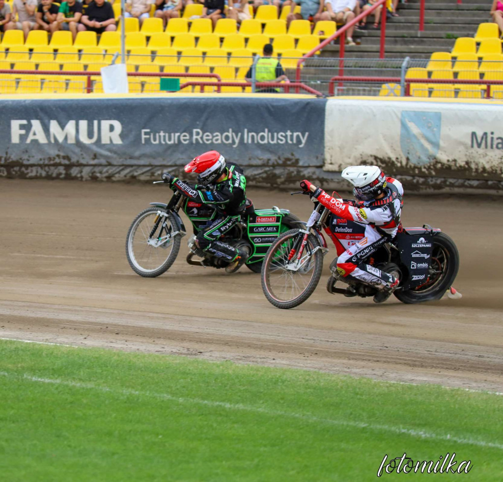 Rekiny w półfinale play off!