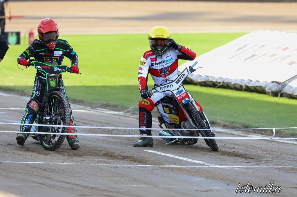 Rekiny w półfinale play off!