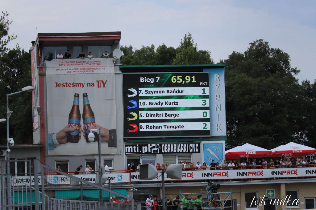 Rekiny w półfinale play off!