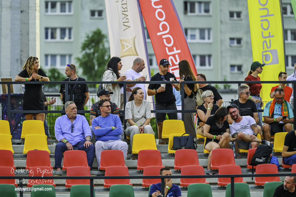 Zacięte starcie w Pile! Polonia lepsza od Startu Gniezno po emocjonującym meczu