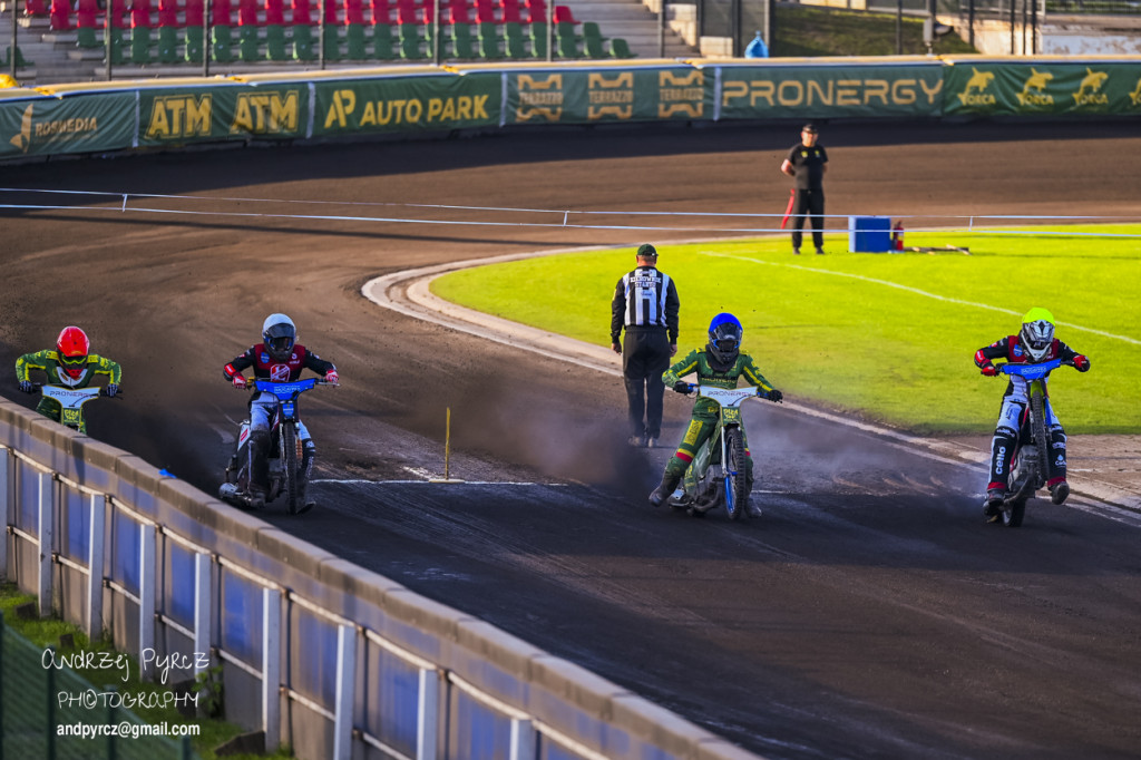 PRONERGY Polonia Piła rozgromiła Lokomotiv Daugavpils