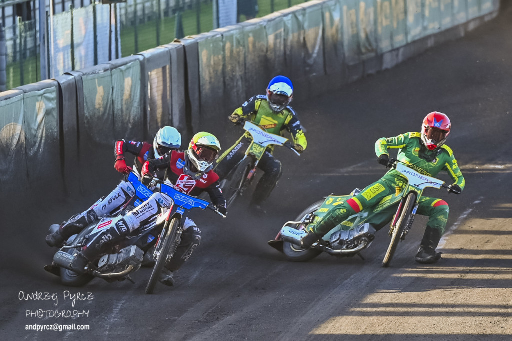 PRONERGY Polonia Piła rozgromiła Lokomotiv Daugavpils