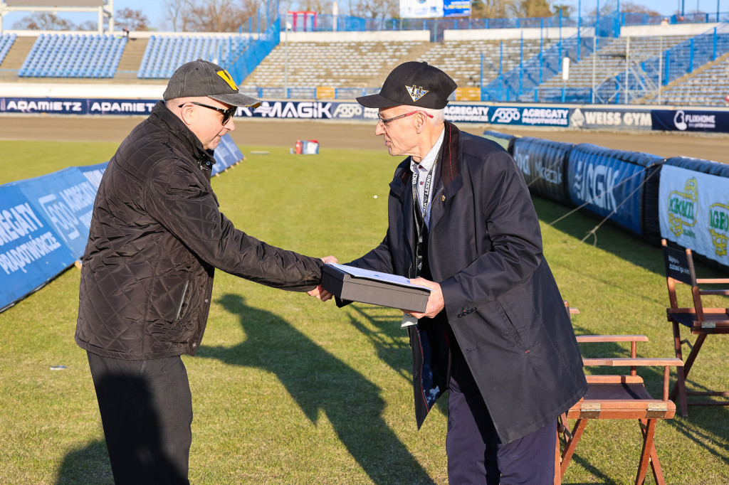 Tak było. Memoriał pod dyktando Austarlijczyków