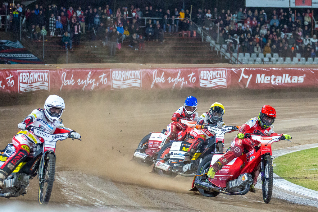 Tak było! Emocje w Bydgoszczy! Polonia pokonała Wilki Krosno