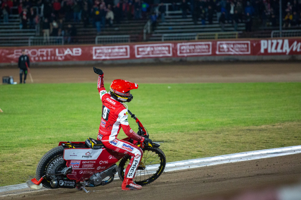 Tak było! Emocje w Bydgoszczy! Polonia pokonała Wilki Krosno