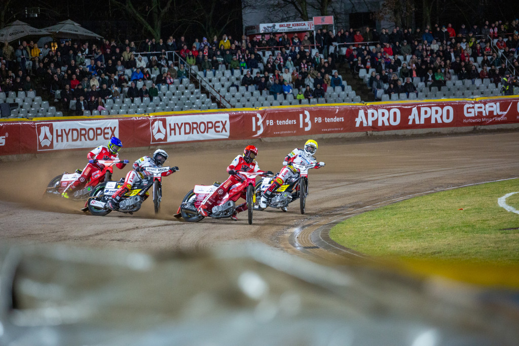 Tak było! Emocje w Bydgoszczy! Polonia pokonała Wilki Krosno