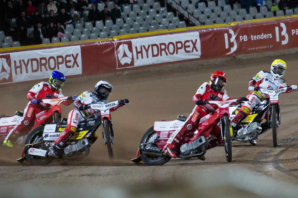 Tak było! Emocje w Bydgoszczy! Polonia pokonała Wilki Krosno