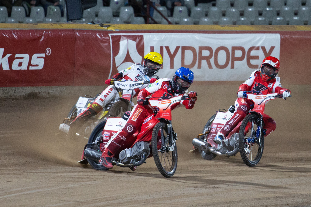Tak było! Emocje w Bydgoszczy! Polonia pokonała Wilki Krosno