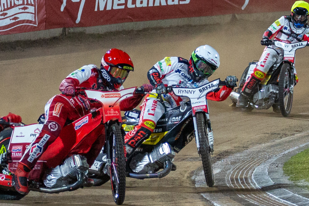 Tak było! Emocje w Bydgoszczy! Polonia pokonała Wilki Krosno