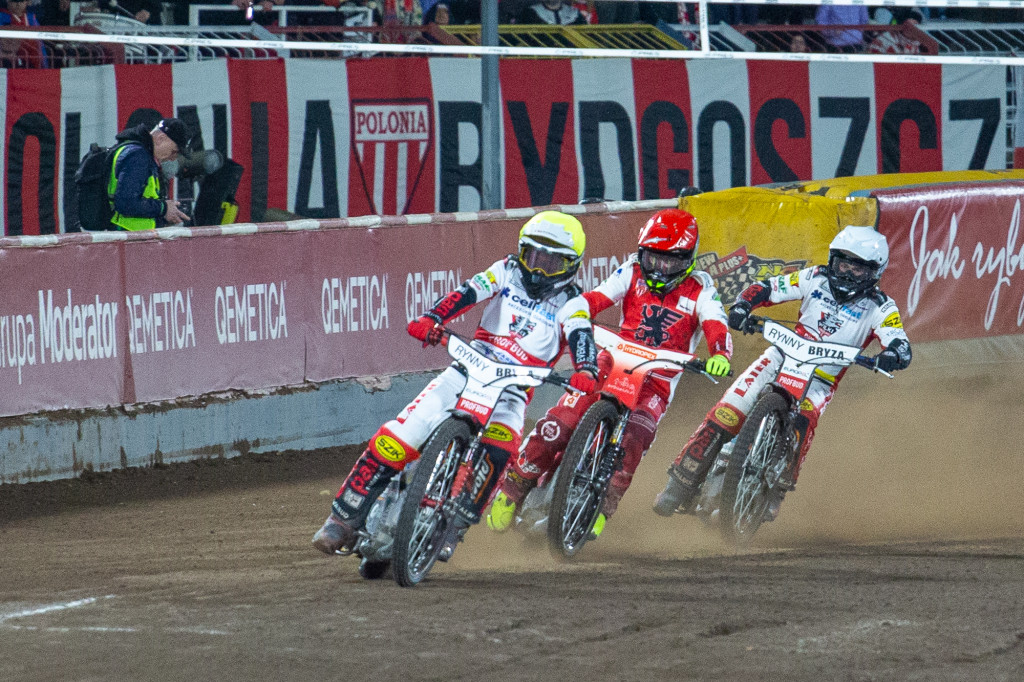 Tak było! Emocje w Bydgoszczy! Polonia pokonała Wilki Krosno