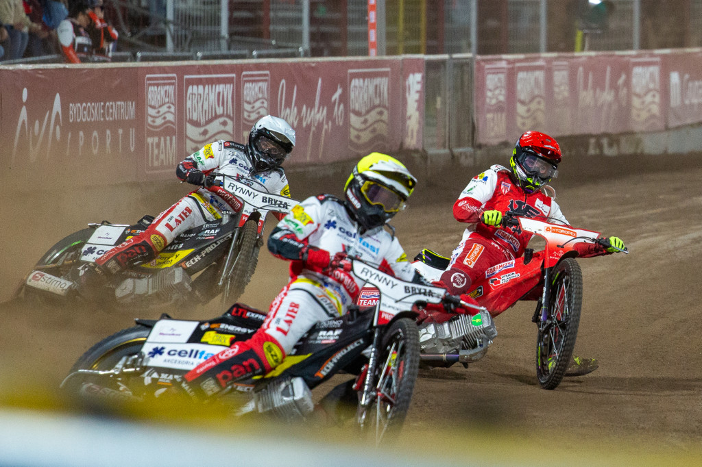 Tak było! Emocje w Bydgoszczy! Polonia pokonała Wilki Krosno