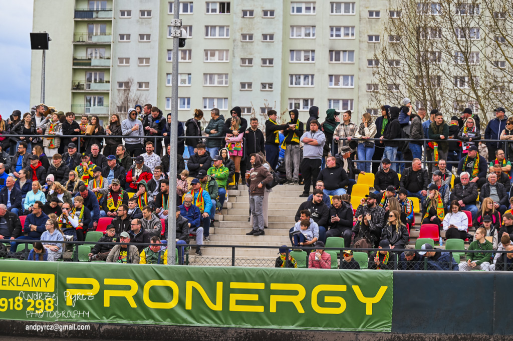 Polonia Piła – ROW Rybnik. Emocje i deszcz w obiektywie