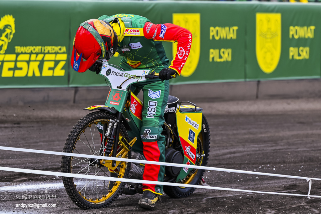 Polonia Piła – ROW Rybnik. Emocje i deszcz w obiektywie