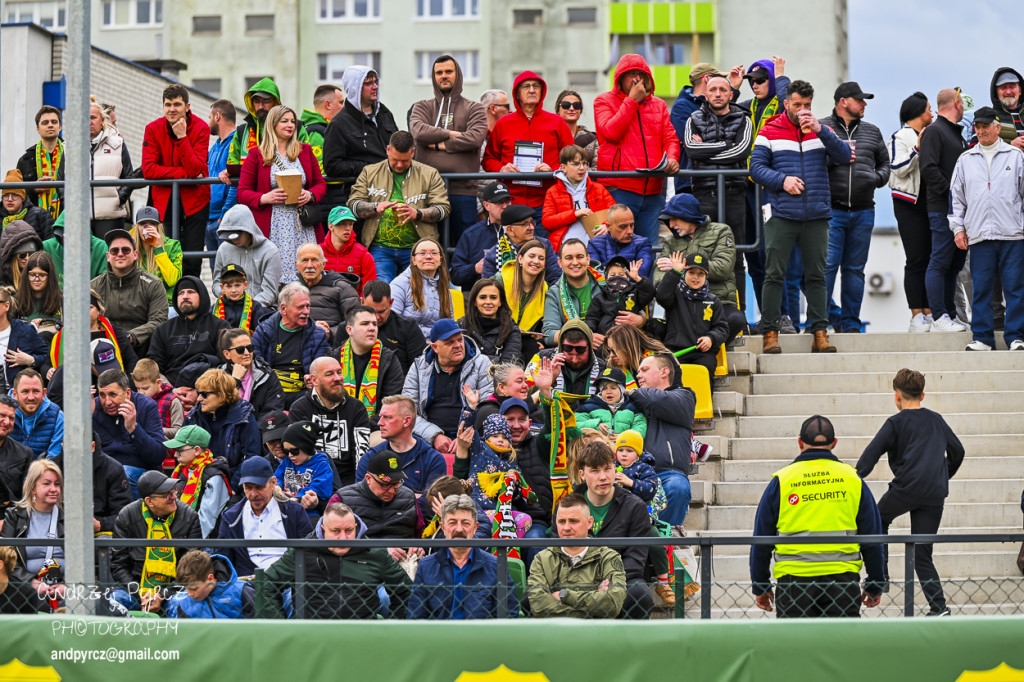 Polonia Piła – ROW Rybnik. Emocje i deszcz w obiektywie