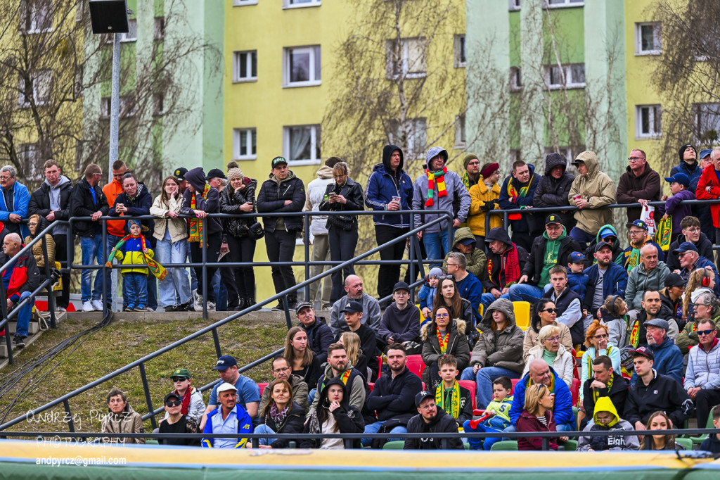 Polonia Piła – ROW Rybnik. Emocje i deszcz w obiektywie