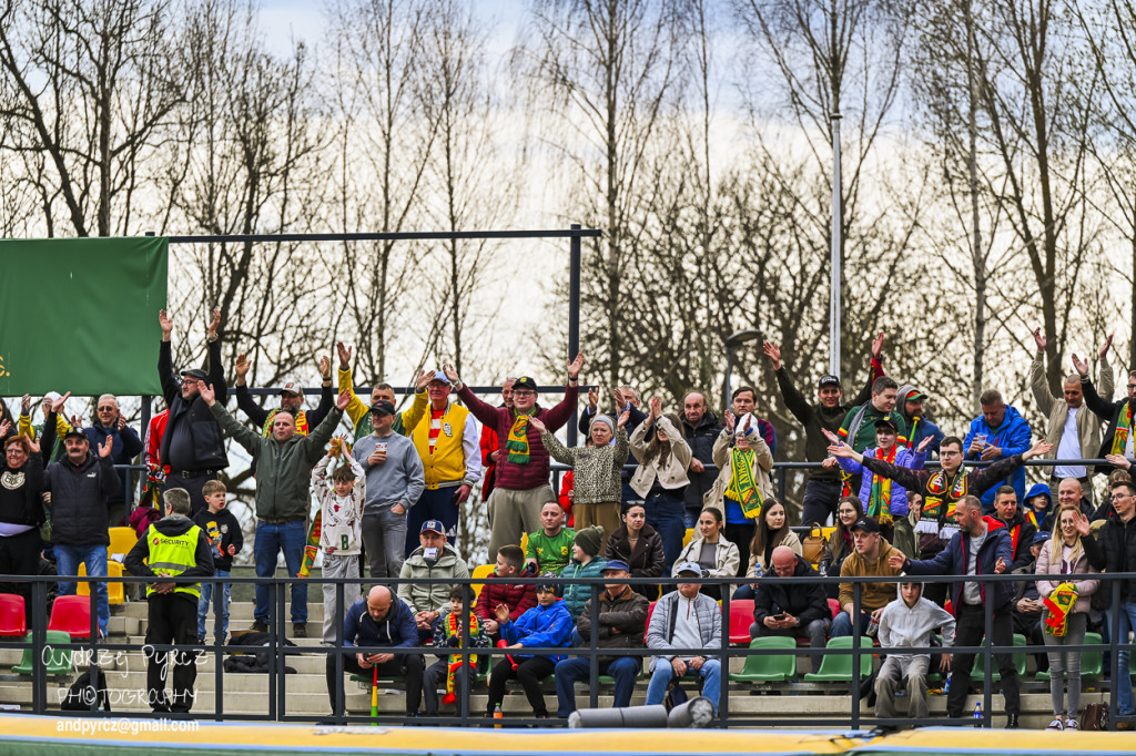 Polonia Piła – ROW Rybnik. Emocje i deszcz w obiektywie