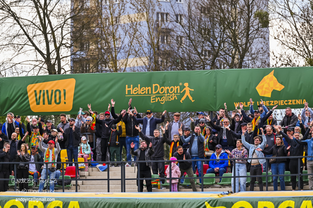 Polonia Piła – ROW Rybnik. Emocje i deszcz w obiektywie