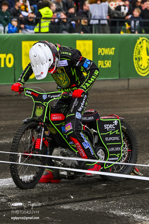 Polonia Piła – ROW Rybnik. Emocje i deszcz w obiektywie