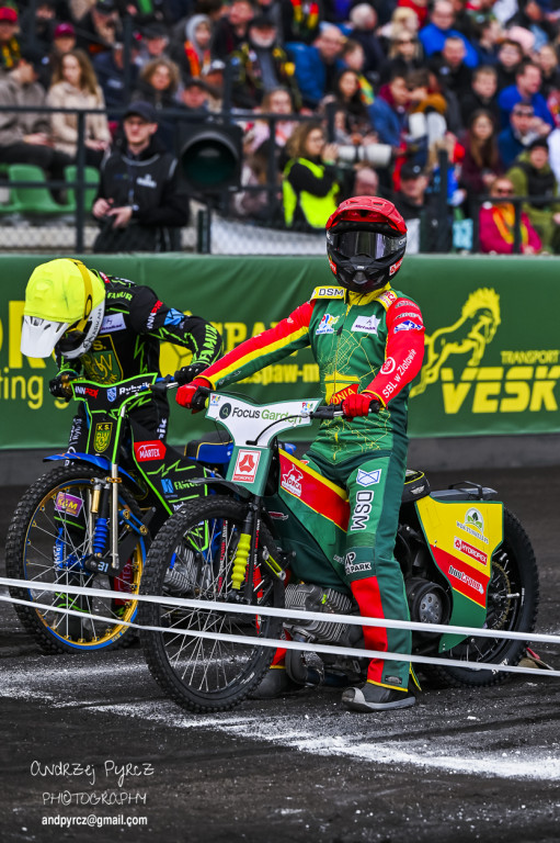 Polonia Piła – ROW Rybnik. Emocje i deszcz w obiektywie