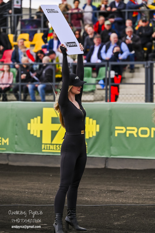 Polonia Piła – ROW Rybnik. Emocje i deszcz w obiektywie