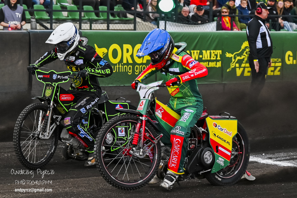 Polonia Piła – ROW Rybnik. Emocje i deszcz w obiektywie