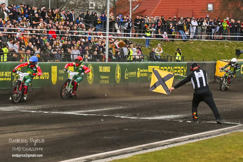 Polonia Piła – ROW Rybnik. Emocje i deszcz w obiektywie