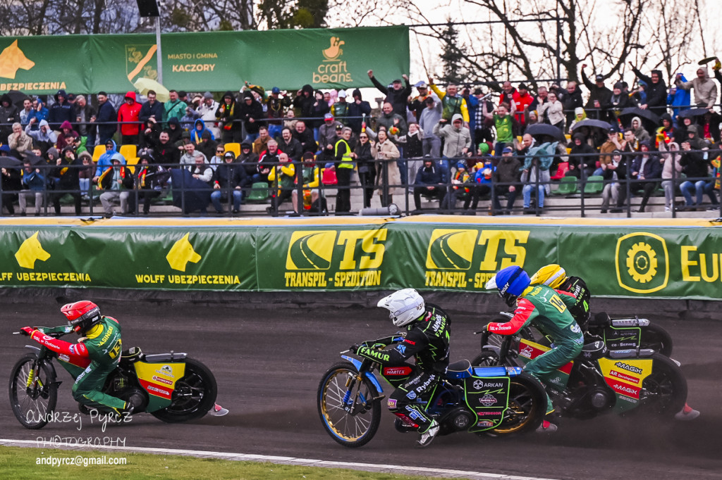 Polonia Piła – ROW Rybnik. Emocje i deszcz w obiektywie