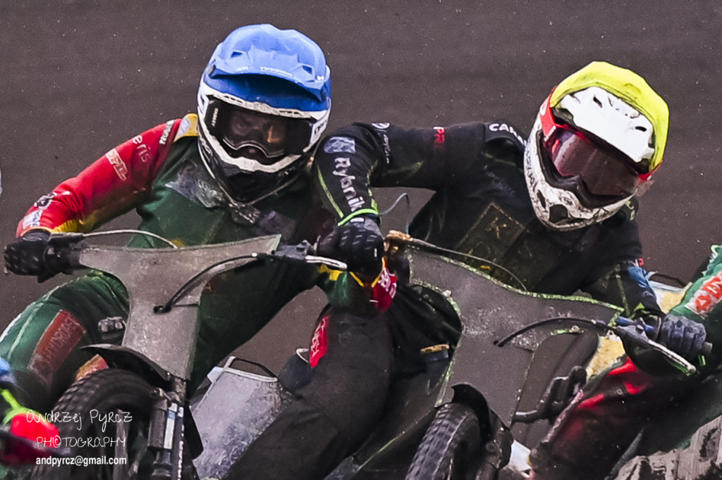 Polonia Piła – ROW Rybnik. Emocje i deszcz w obiektywie