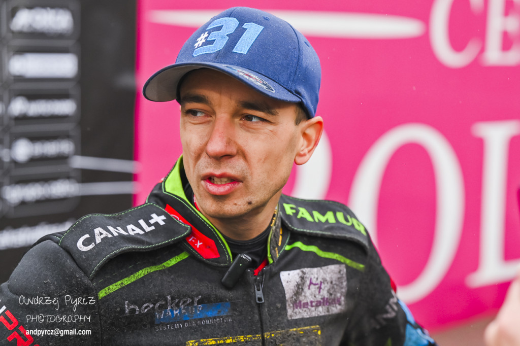 Polonia Piła – ROW Rybnik. Emocje i deszcz w obiektywie