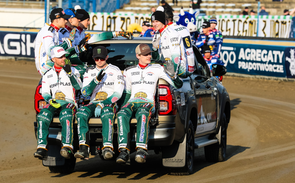 Wracamy do emocji na Smoczyku. Unia Leszno vs Włókniarz Częstochowa – zobacz galerię