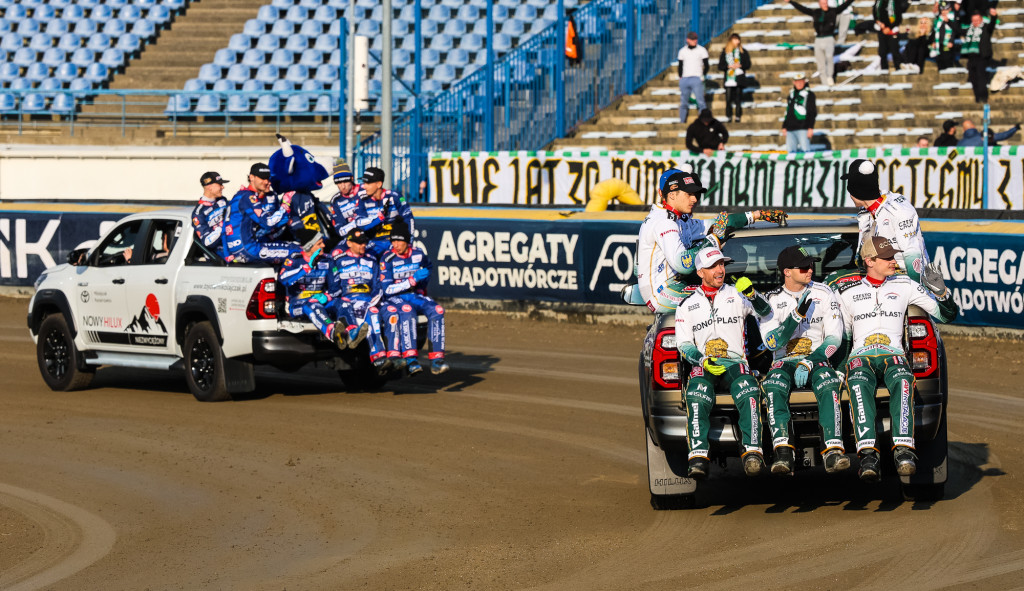 Wracamy do emocji na Smoczyku. Unia Leszno vs Włókniarz Częstochowa – zobacz galerię