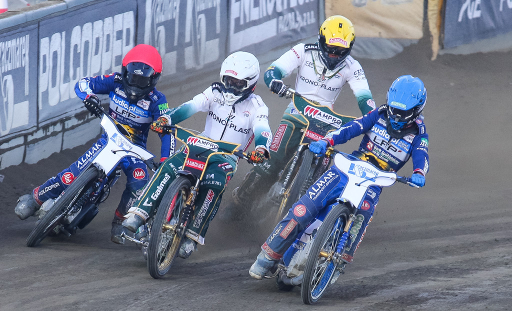 Wracamy do emocji na Smoczyku. Unia Leszno vs Włókniarz Częstochowa – zobacz galerię