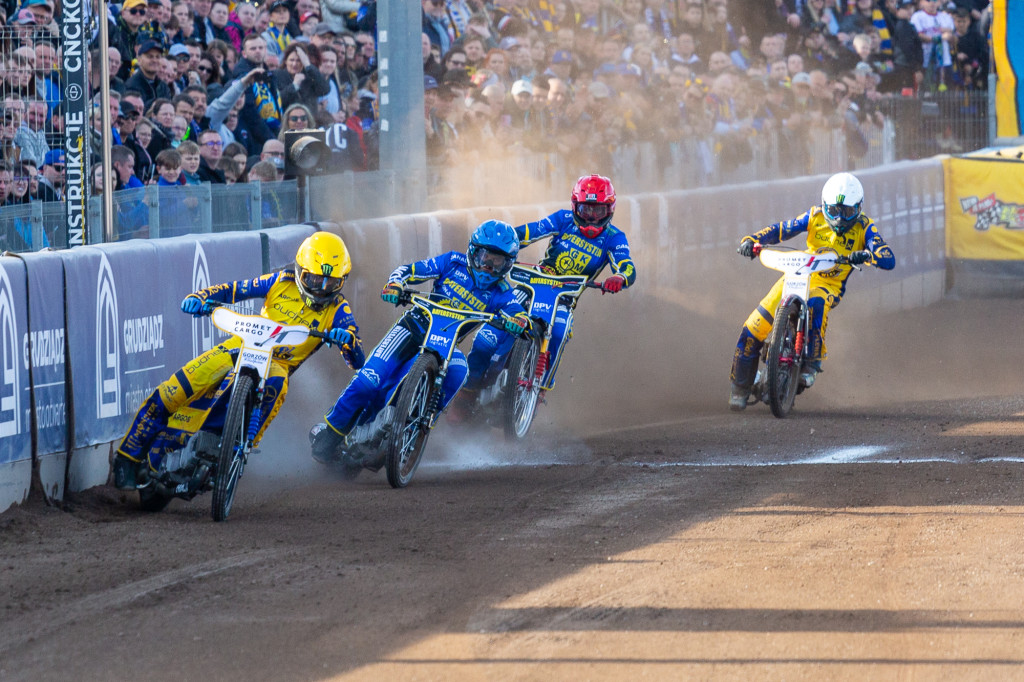 Remis do ostatniego biegu. GKM Grudziądz – Stal Gorzów 45:45 w obiektywie