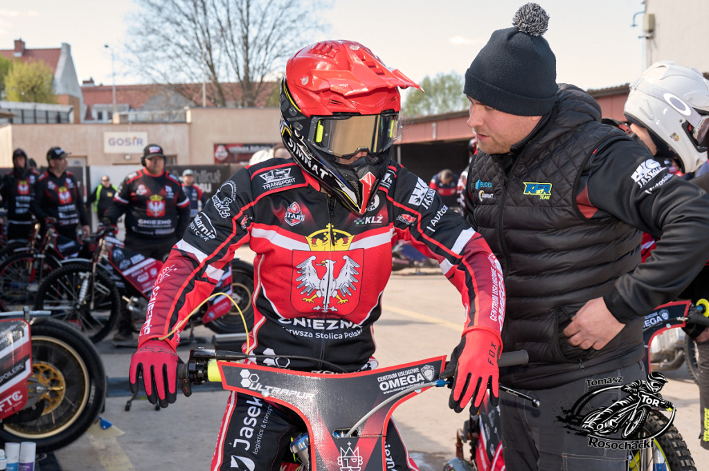 Start Gniezno – Wybrzeże Gdańsk 45:45. Emocje do końca [GALERIA]