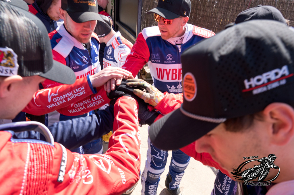 Start Gniezno – Wybrzeże Gdańsk 45:45. Emocje do końca [GALERIA]