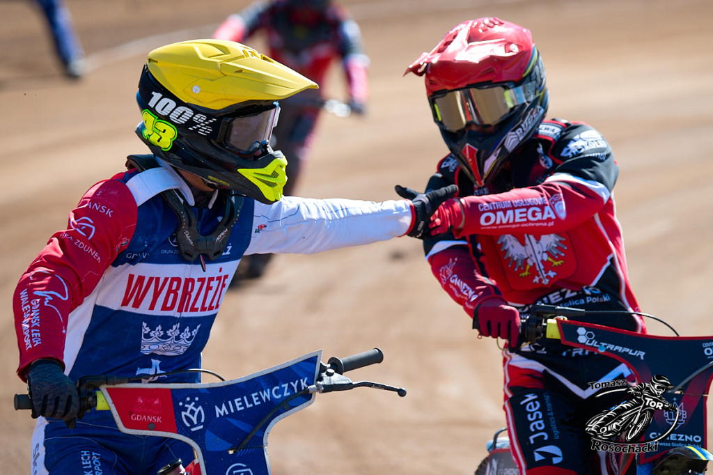 Start Gniezno – Wybrzeże Gdańsk 45:45. Emocje do końca [GALERIA]