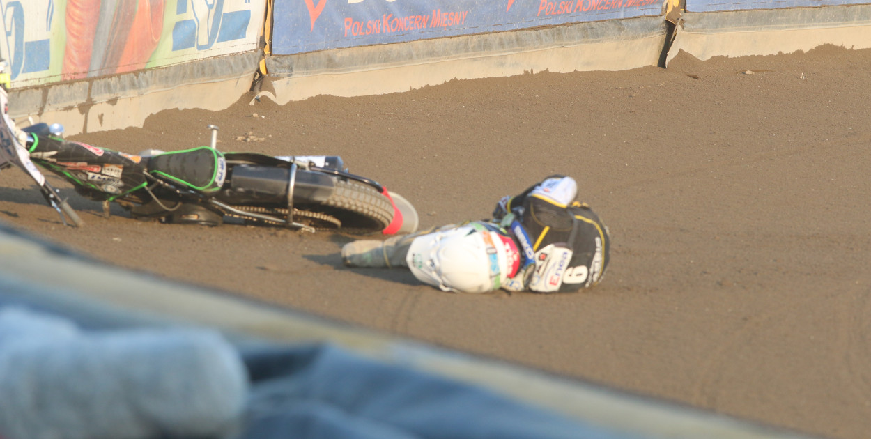 Spakowali się i wyjechali na oczach całej Polski