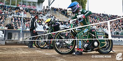 Niesforny Pedersen w ,,roli głównej”-37433