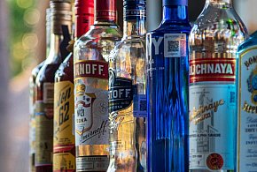 Piwo i wódka znikną ze stacji paliw? Ten pomysł znów jest na stole-37812