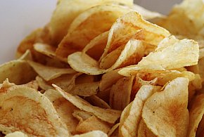 Chipsy Lay’s znikają z półek. W tej partii wykryto niebezpieczne substancje-37870