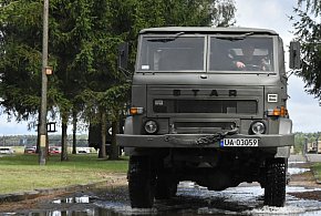 Kolumny wojskowe wyjadą na ulice. Wojsko zapowiada wielkie manewry-38284