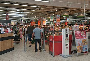 Pracownicy popularnej sieci mają dość. W południe zatrzymają pracę-39009