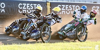 Lwy rozjechane przez Motor