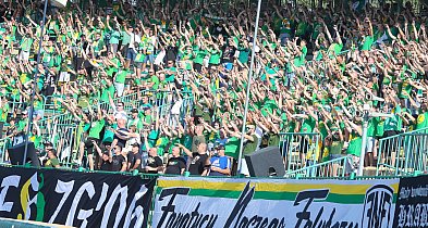 Mistrz Polski dwa razy przegrywa z Falubazem